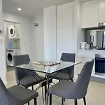Cosy Stays 1 Bedroom Apartment Rosebery Parking & Balcony Sydney Escape
